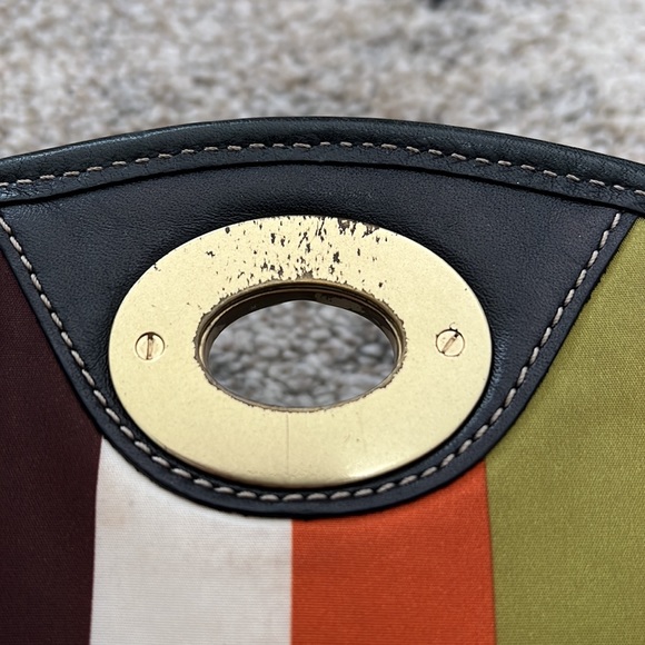 Coach - Picture 13 of 14